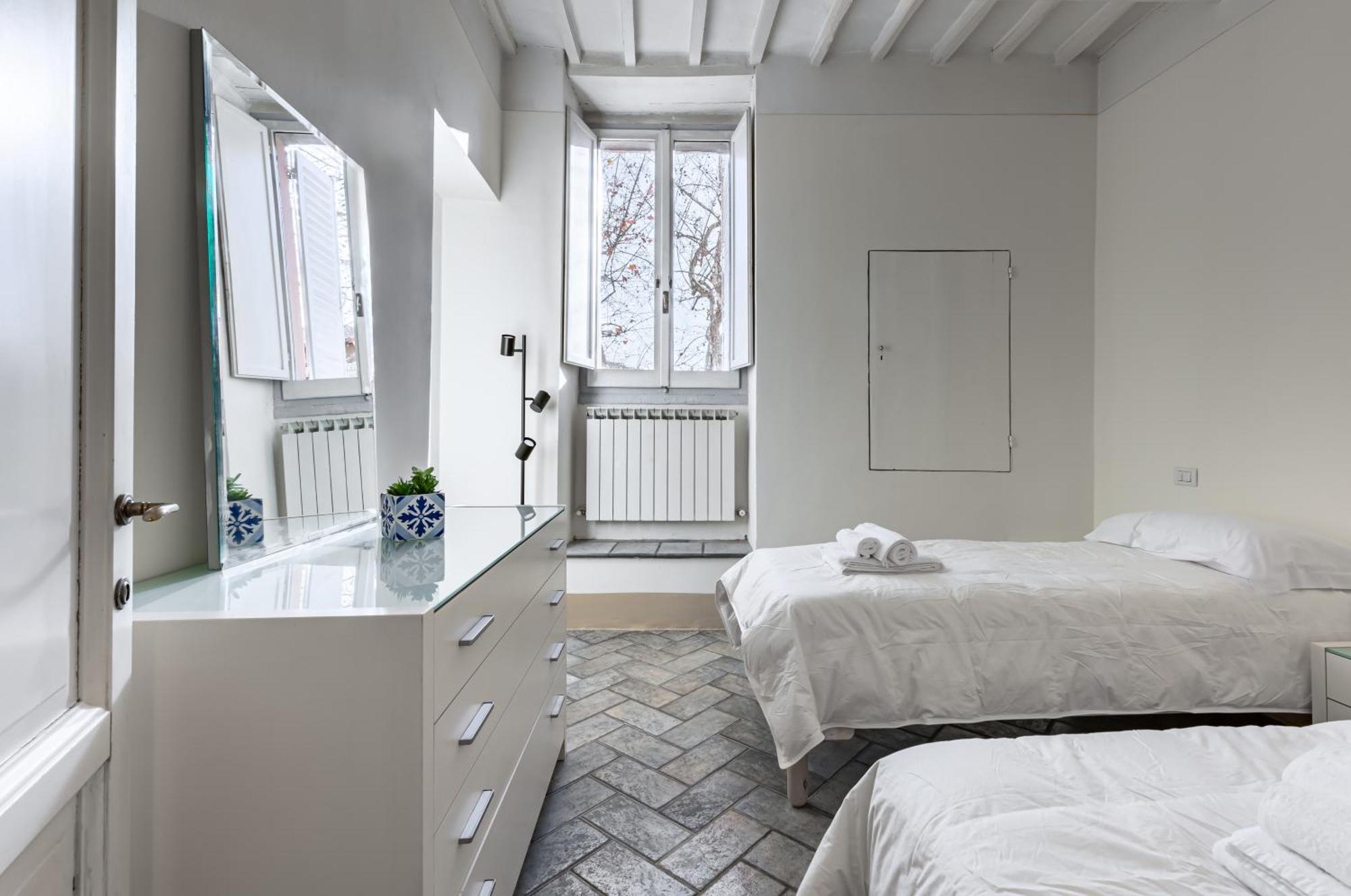 Urban Oasis: Central Apartment With Garden Perugia Exteriör bild